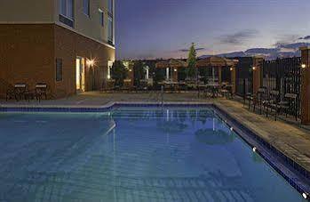 Hyatt Place Rouge/i-10 Hotel 3*