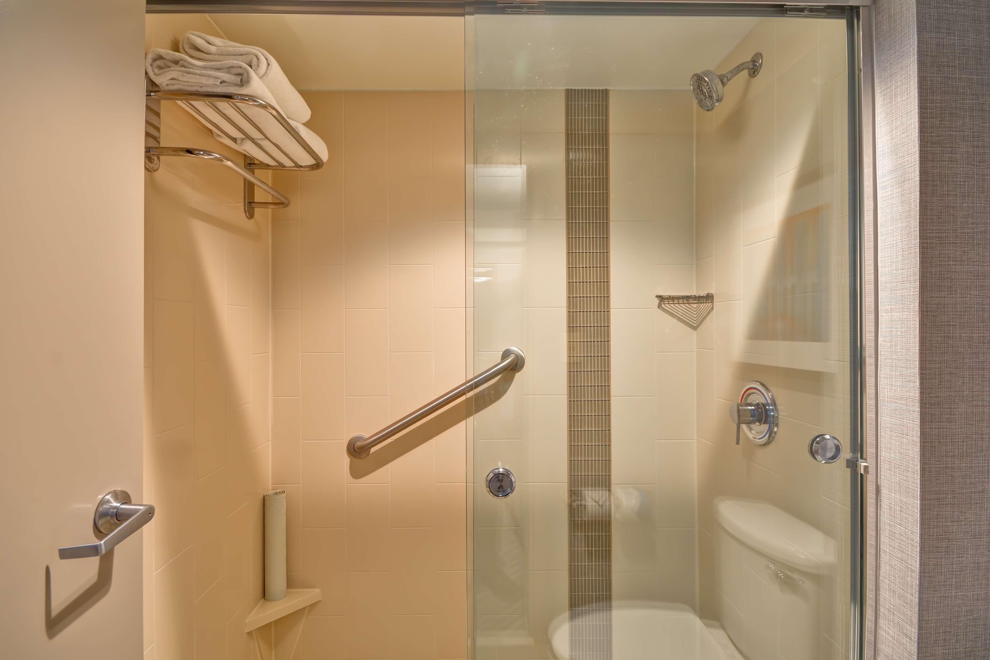 Hyatt Place Rouge/i-10 Hotel 3*