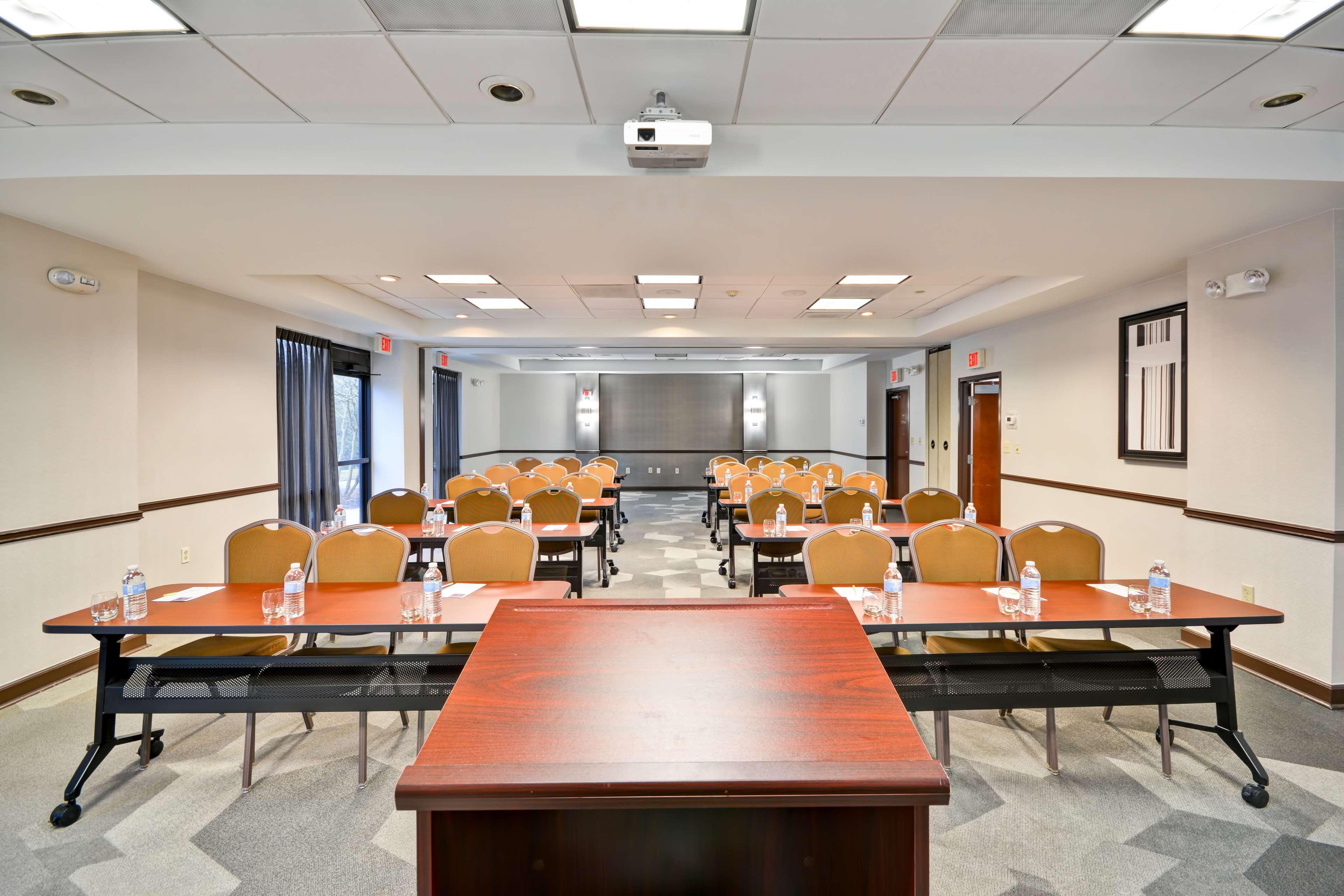 Hyatt Place Rouge/i-10 Hotel