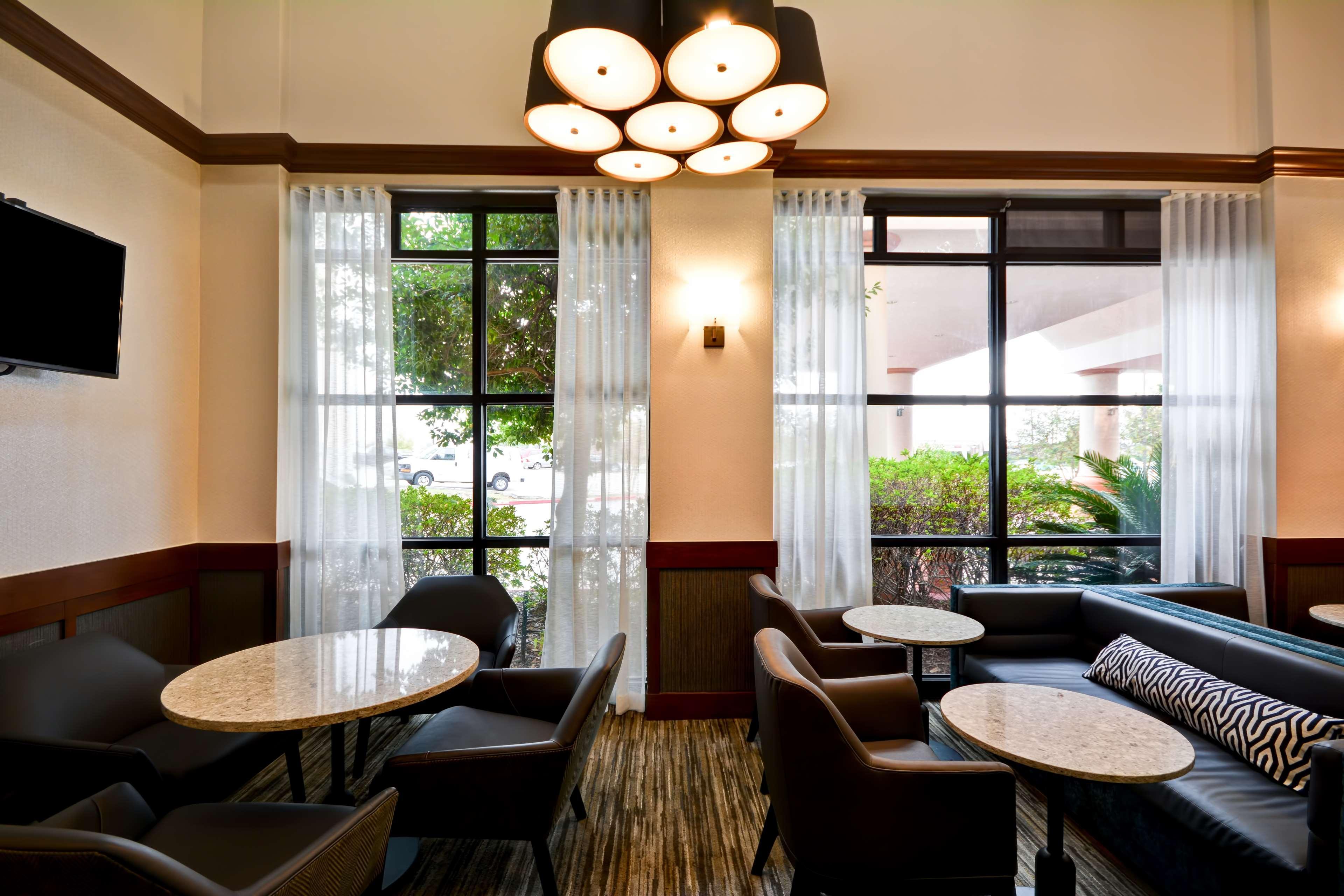 Hyatt Place Rouge/i-10 3* Baton Rouge