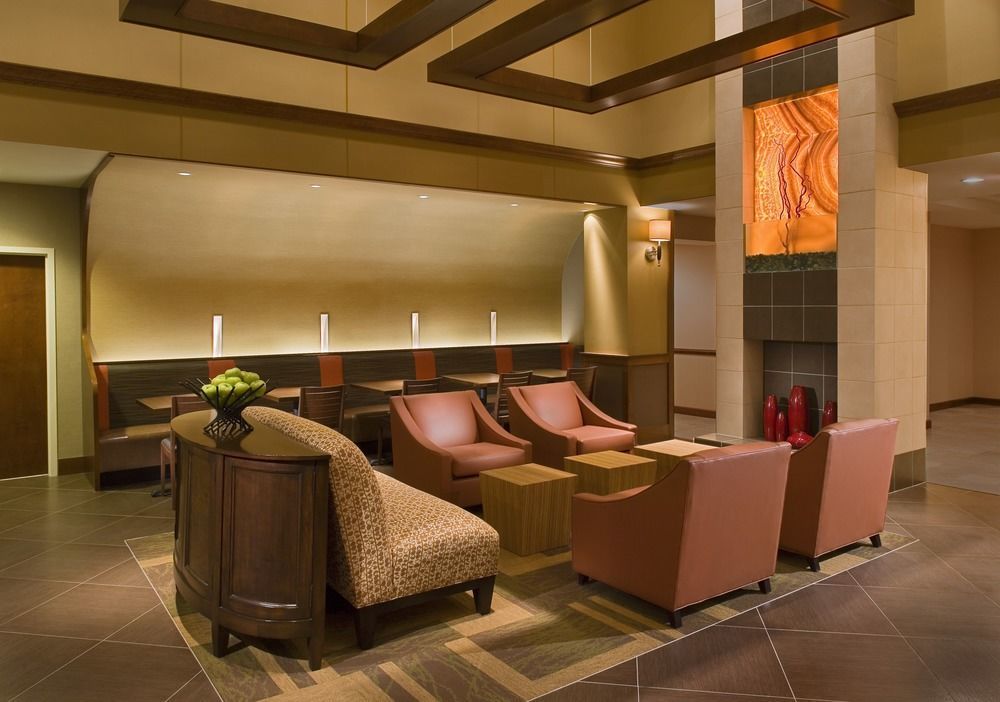 Hyatt Place Rouge/i-10 Hotel 3*